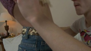 подросток блондинки укороченный любители мастурбация пальчиками